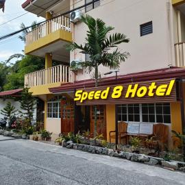 Speed 8 Hotel