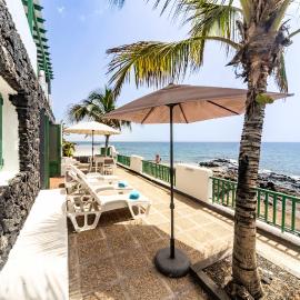 Luxury Mariola Sea Front, Hotel in Tías