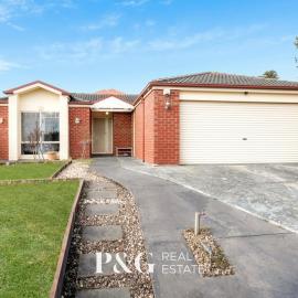Narre Warren Retreat Spacious Home Near Everything, Hotel in Narre Warren South