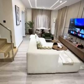 Unique 2 bedroom apartment in Ogba kayfarm estate