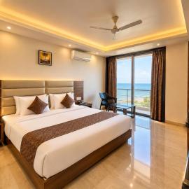 Hotel Golden Palace Rivera - Beach Front Hotel with #Swimming Pool #Cafe #Complementary Breakfast #Sea View Rooms # Free Parking