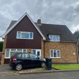 Private ensuite with free parking near Russells hall hospital