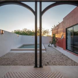 Casa Gandhi Playa, a luxury-style stay in Chuburná
