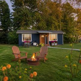 Peaceful Getaway Farm Stay Hot Tub, hotel u gradu Lynden