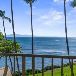 Kanai A Nalu - 4 BR, Beachfront, 2 Units