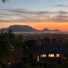 Dusk 2 Dawn Self Catering Guest House