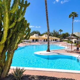 Maspalomas Bungalow: Pvt Terrace Pool BBQ AC、マスパロマスのホテル
