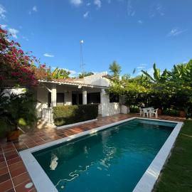 Casa Villa Rosita con piscina privada!