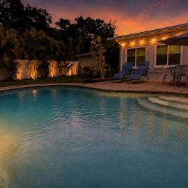 Tropical Pool Oasis, Pet Friendly & Near Beaches!