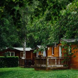 Camping Le Malazéou Wellness Sport Camping, hotel in Ax-les-Thermes