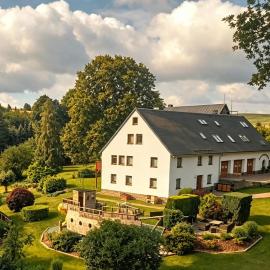 Ferienwohnungen Friedrich - im Herzen des Erzgebirges, Hotel in Mildenau