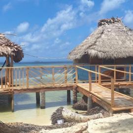 Cabaña sobre el mar Isla Chichime San blas, hotel a Cagantupo