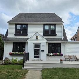 Recently Renovated 1924 DUTCH in Royal Oak