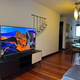 Colonial Retreat in Cuenca by the Tomebamba, hotel v destinaci Cuenca