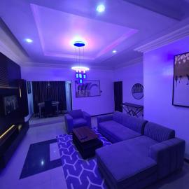 Larry Apartments, khách sạn ở Iseri