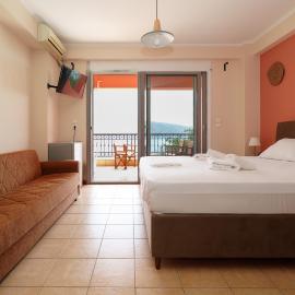 Kokkinos Vraxos Apartments