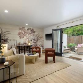 2 Bedroom with patio near Santa Barbara