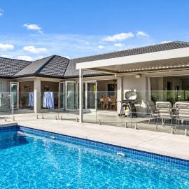 The Wine Country Retreat by Homello, hotel a Kumeu