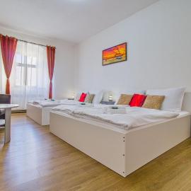 Nefrit Garni & Bar, Hotel in Česká Kamenice