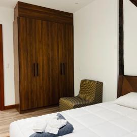 Top colonial suite cathedral 2B