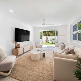 Mudjimba Sands - Beach Bliss & Airport Convenience