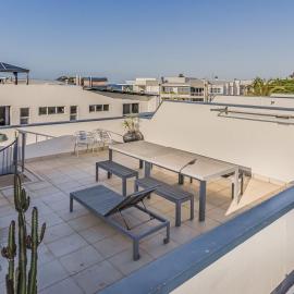 Coastal Luxe Rooftop Escape - Paradiso