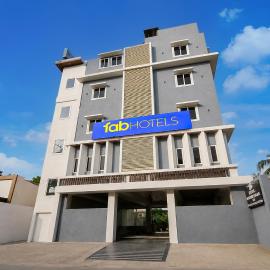 FabHotel Sushmitha Inn