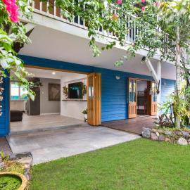 Aaron's Beachside Boat House Pool 3 Min Beach