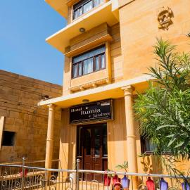 Rumis Jaisalmer، فندق في جيلسامر