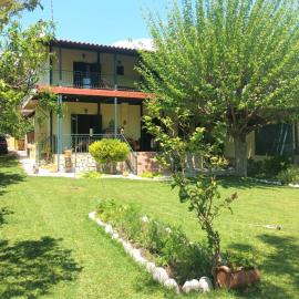 Thaleia apartment, hotel din Zíria