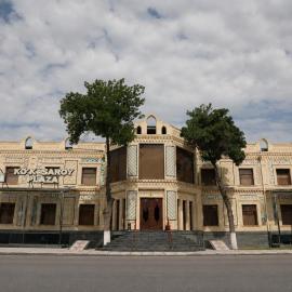 Ko'k Saroy Plaza Hotel
