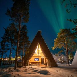 Holmen Husky Lodge