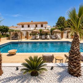 B&B Boutique Casa Clavi, hotel en Chirivel