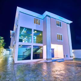 DoubleM Suites & Lounge