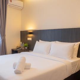 Swing & Pillows - Grid 9 Hotel, Stadium Merdeka, Kuala Lumpur