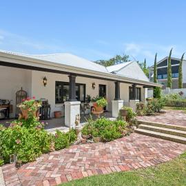 The Mooring Inn