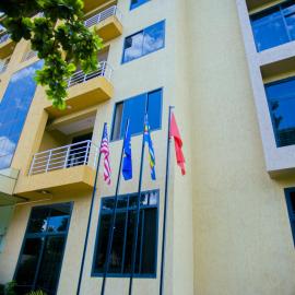 Snow View Rau Apartments