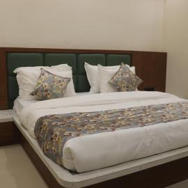 hotel vanika,s, hotel in Gwalior
