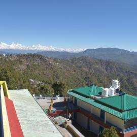 Rudraa Himalayan Retreat – hotel w mieście Hawālbāgh
