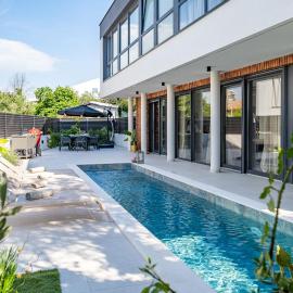 Hacienda Marijana โรงแรมในโรวินสโก เซโล