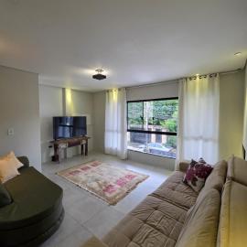 Apartamento a 150 metros da Praia Brava