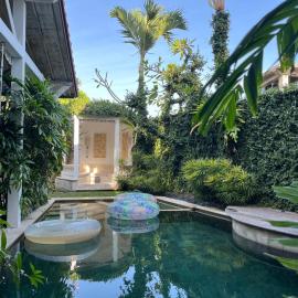 Kuta Blue Lagoon 5 bedrooms Villa near beach and airport