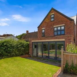 Spacious New 4BR Home for Families & Groups