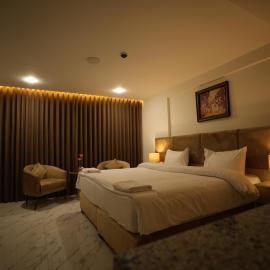 Season Hotel