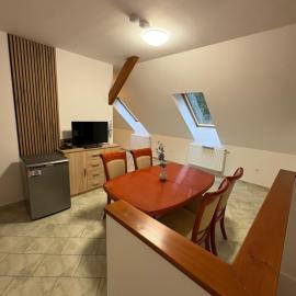 Duna-Parti Vendégház, hotel di Halászi