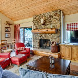 1 Mi to Slopes: Sun Valley Ski Getaway!