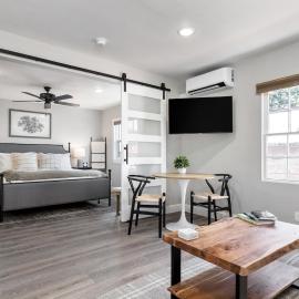 Luxurious Suite downtown Paso Robles, Hotel in El Paso de Robles