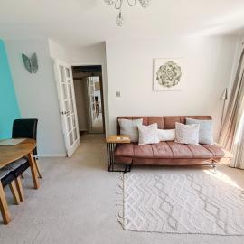 Beautiful Peaceful Studio Flat
