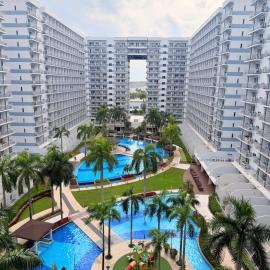 Shell Residences near MOA & NAIA by Jersey, hotell i Manila