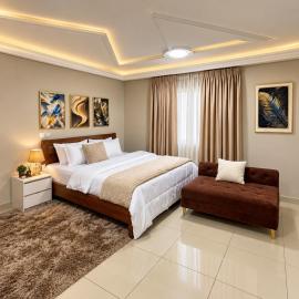 Fidelis Apartment, viešbutis mieste Otinshi
